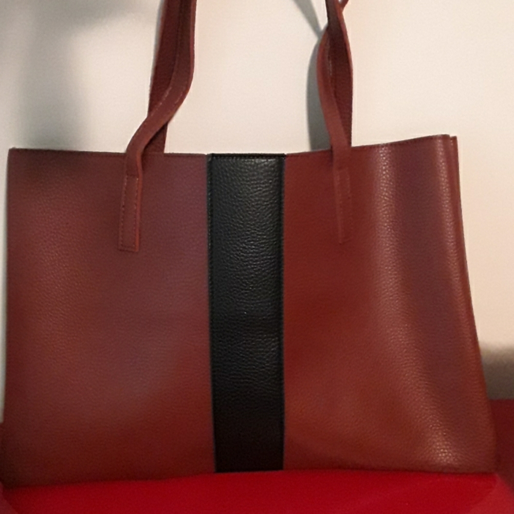 NWOT Vince Camuto leather vegan large tote